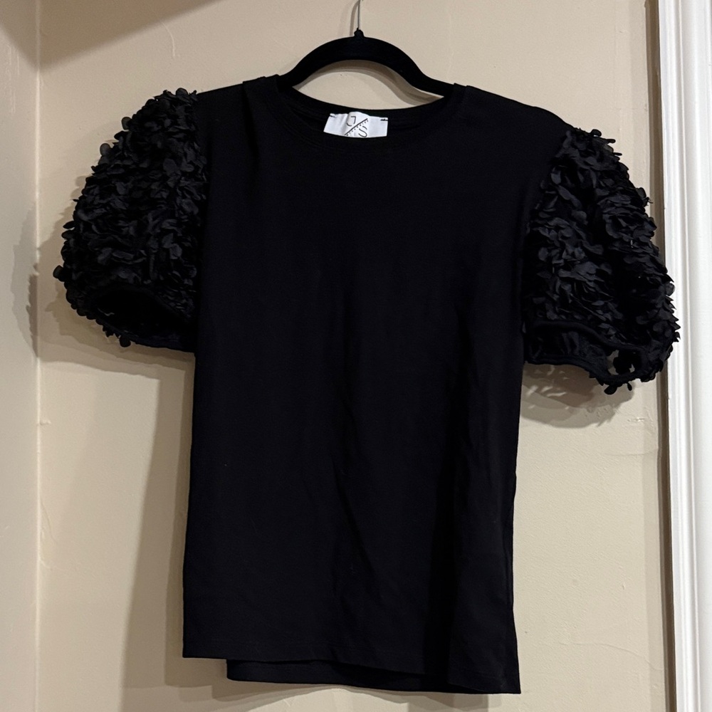 Elegant Black Puff Sleeve Blouse